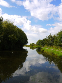 the winding Lancaster canal